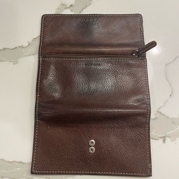 Fossil Genuine Leather Wallet - Picture 9 of 9